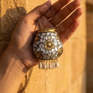 Minaudière Artisan Bag Cum Locket – S001275C