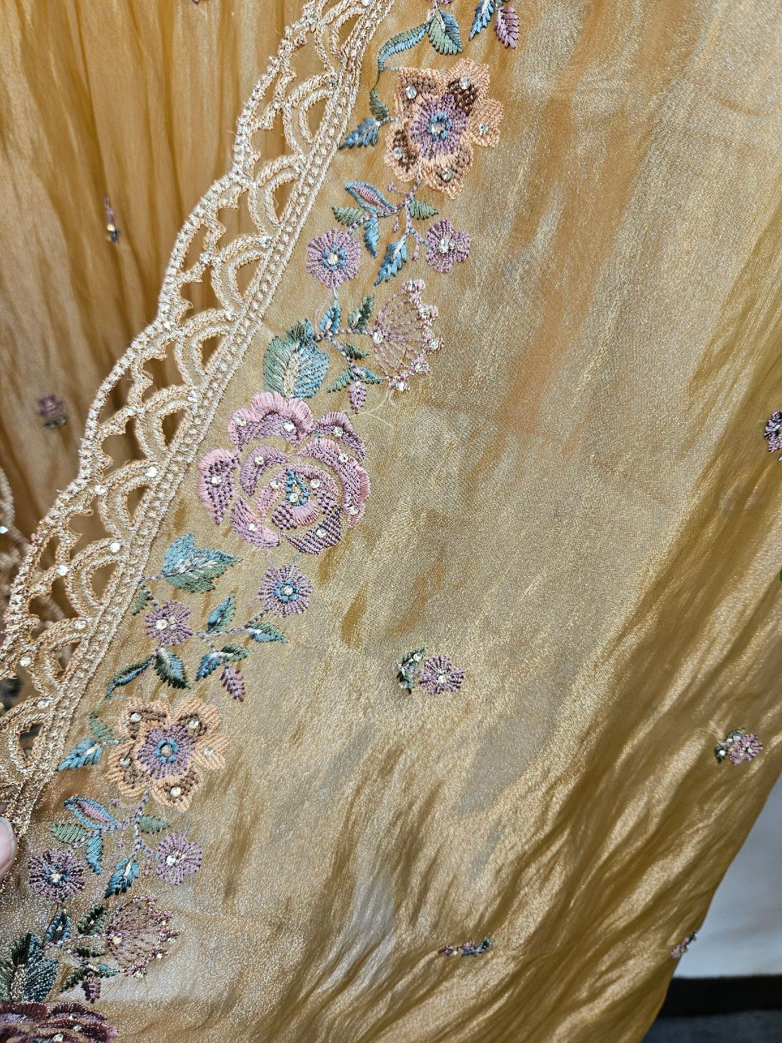 Pure Crush Tissue Simar Antique Work Boutique Dress - Image 7