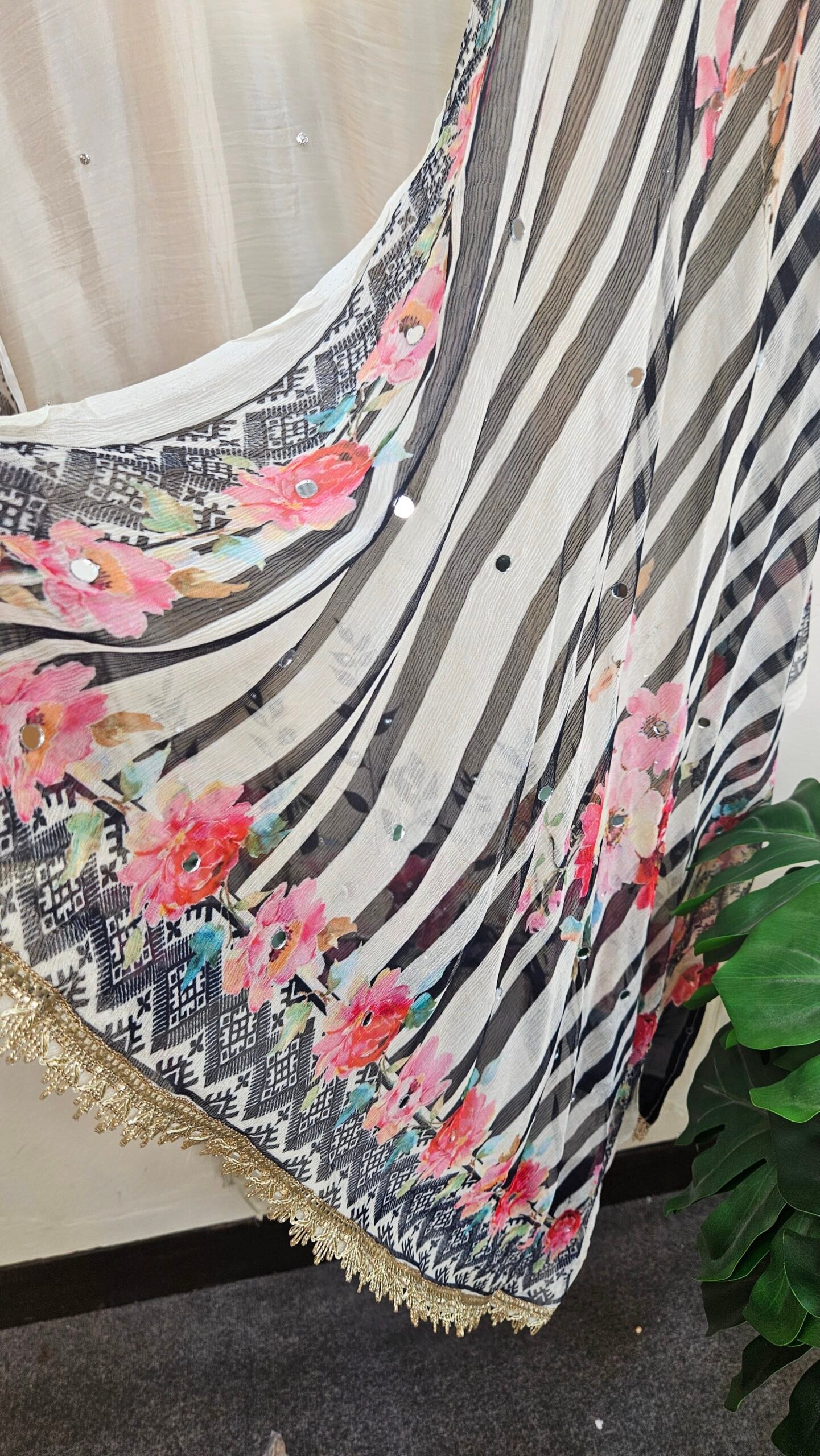 Pure Mul Mul Silk Boutique Dress - Image 5